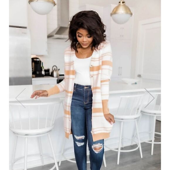 Pink Lily Boutique Long Cardigan - Picture 2 of 6